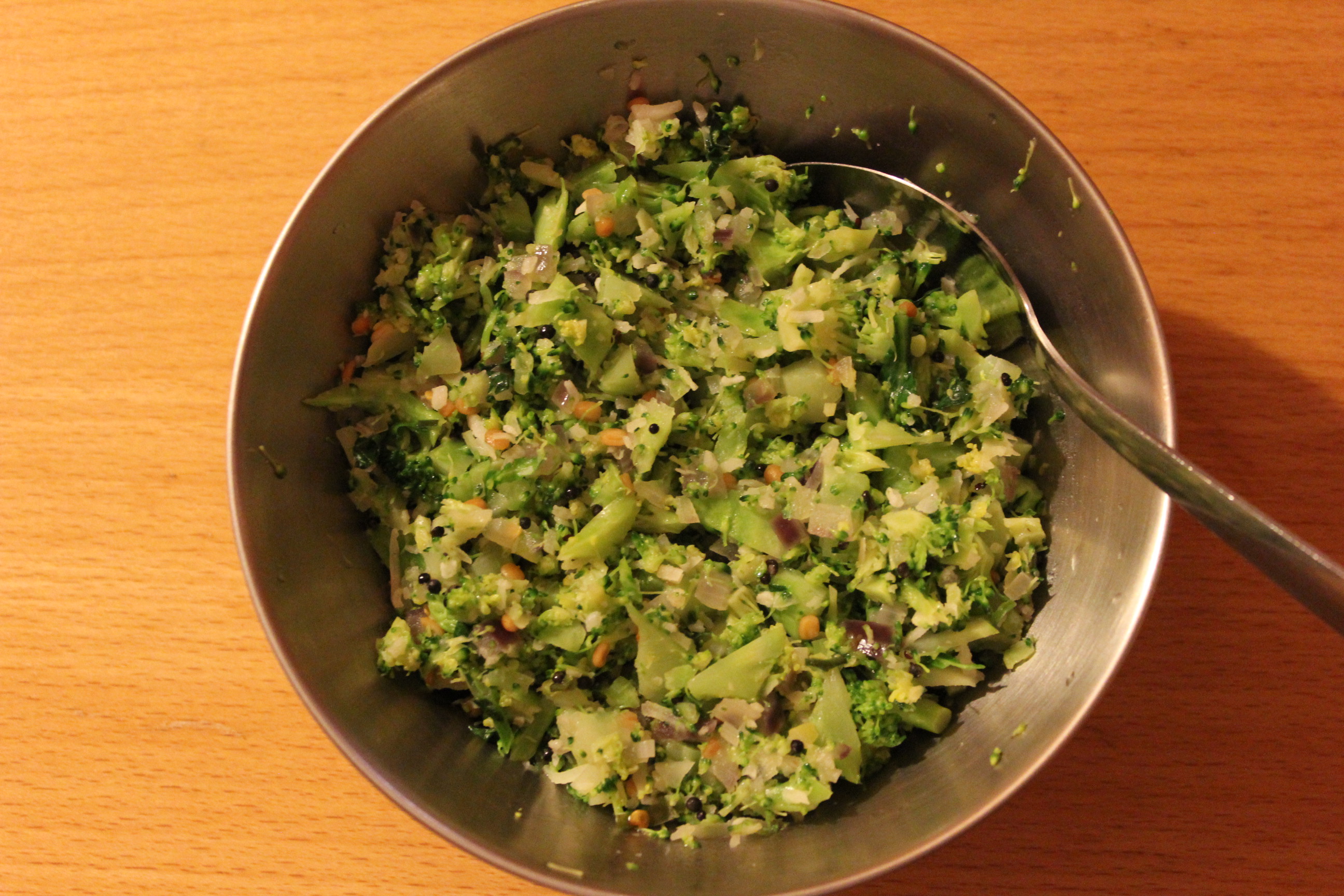ブロッコリーのポリヤルのレシピ broccoli poriyal